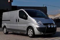 Renault Trafic 2001-2015 рр. Кенгурятник WT018 Black (нерж.) фото 3