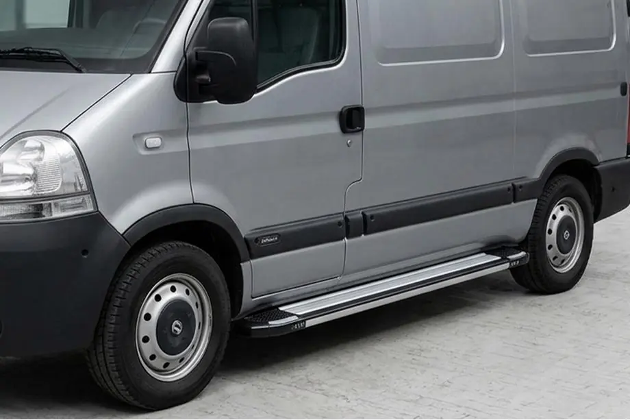 Renault Master 1998-2010 рр. Бокові пороги Rainbow (2 шт., алюміній) Коротка база Фото 1