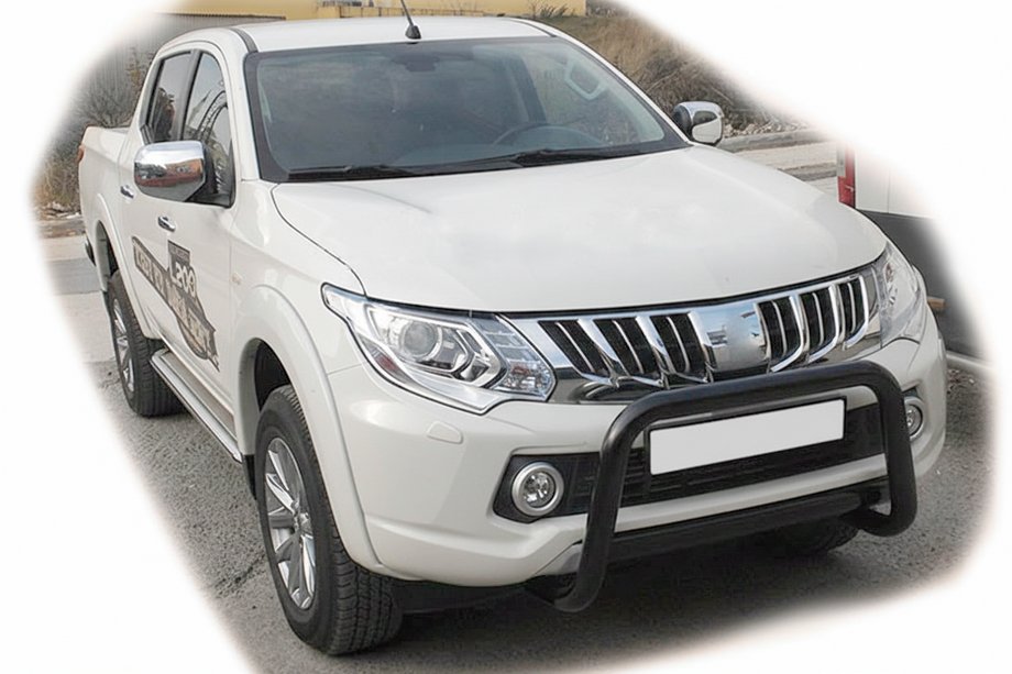 Mitsubishi L200 2015-2024 рр. Кенгурятник WT005 Black (нерж) Фото 1
