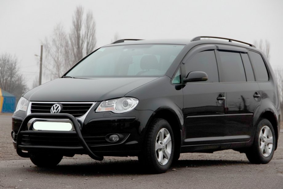 Volkswagen Touran 2003-2010 рр. Кенгурятник WT022 Black (нерж) Фото 1