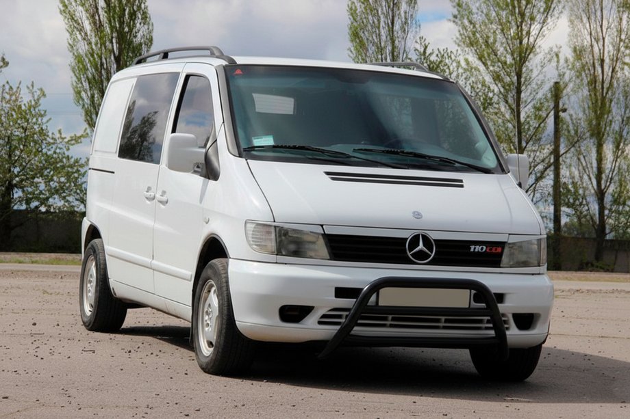 Mercedes Vito W638 1996-2003 рр. Кенгурятник WT022 Black (нерж.) Фото 3