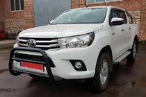 Toyota Hilux 2015- рр. Кенгурятник WT007 Black (нерж) фото 4