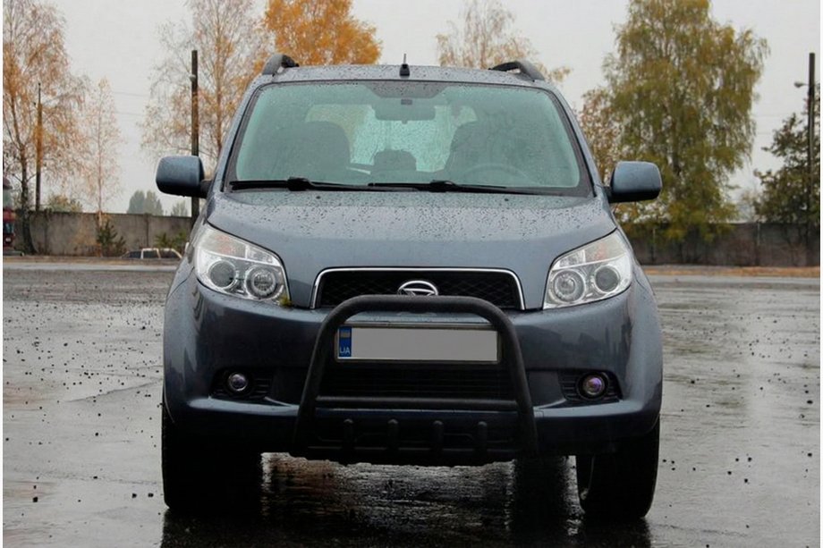 Daihatsu Terios 2006-2017 рр. Передня дуга QT006 Black (нерж.) Фото 2