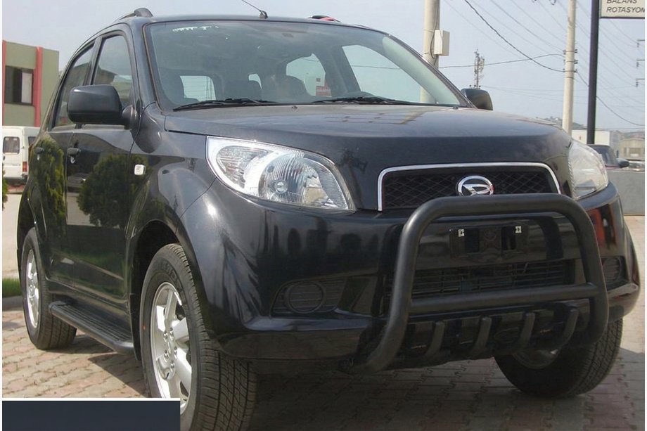 Daihatsu Terios 2006-2017 рр. Передня дуга QT006 Black (нерж.) Фото 4