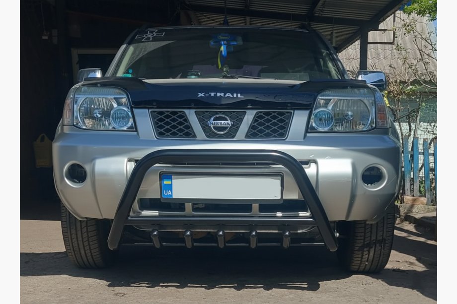 Nissan X-trail T30 2002-2007 рр. Кенгурятник QT006 Black (нерж.) Фото 1