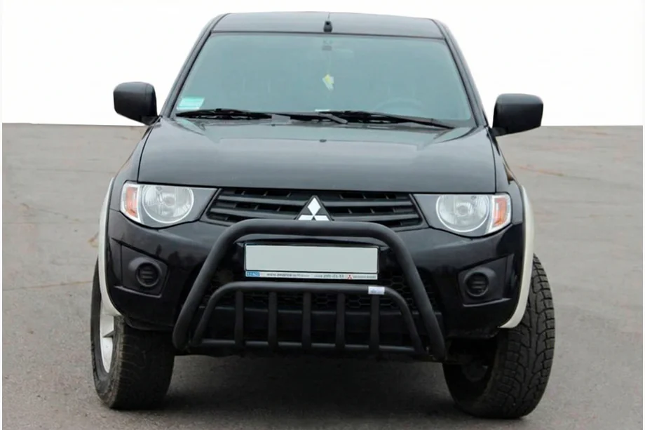 Mitsubishi L200 2006-2015 рр. Кенгурятник Black (нерж.)