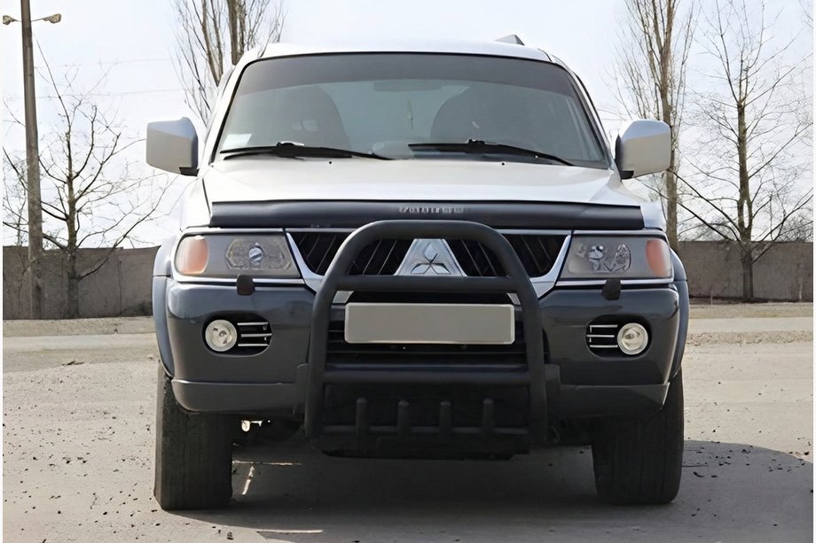 Mitsubishi Pajero Sport 1996-2007 рр. Кенгурятник QT007 Black (нерж) Фото 3