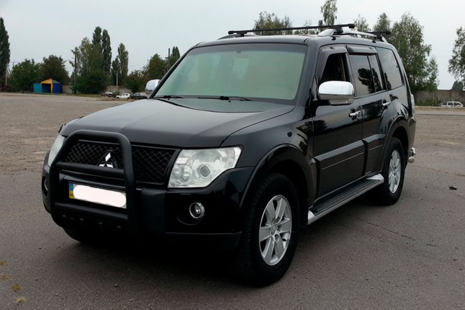 Mitsubishi Pajero Wagon IV 2006-2021 рр. Кенгурятник QT007 Black (нерж.) Фото 2