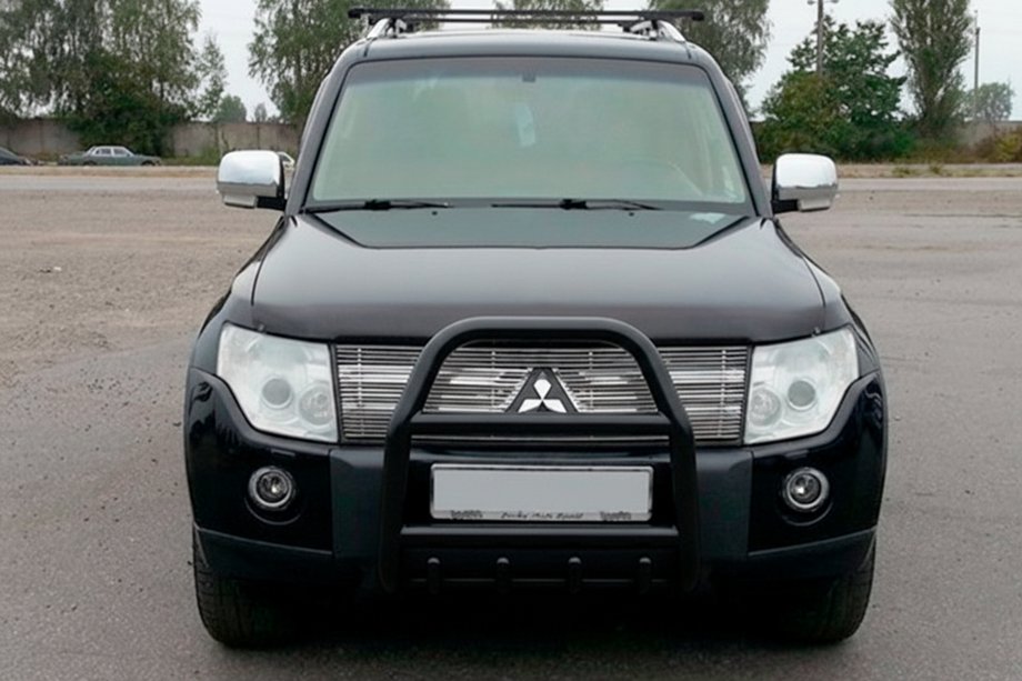 Mitsubishi Pajero Wagon IV 2006-2021 рр. Кенгурятник QT007 Black (нерж.) Фото 3