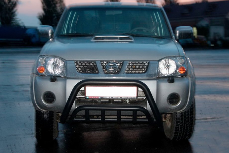Nissan NP300 1999-2015 рр. Кенгурятник WT002 Black (нерж) Фото 2