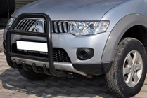 Mitsubishi Pajero Sport 2008-2015 рр. Передній захист QT007 Black (нерж.) фото 1