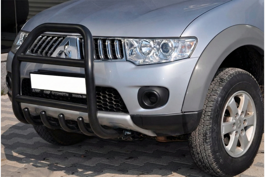 Mitsubishi Pajero Sport 2008-2015 рр. Передній захист QT007 Black (нерж.) Image