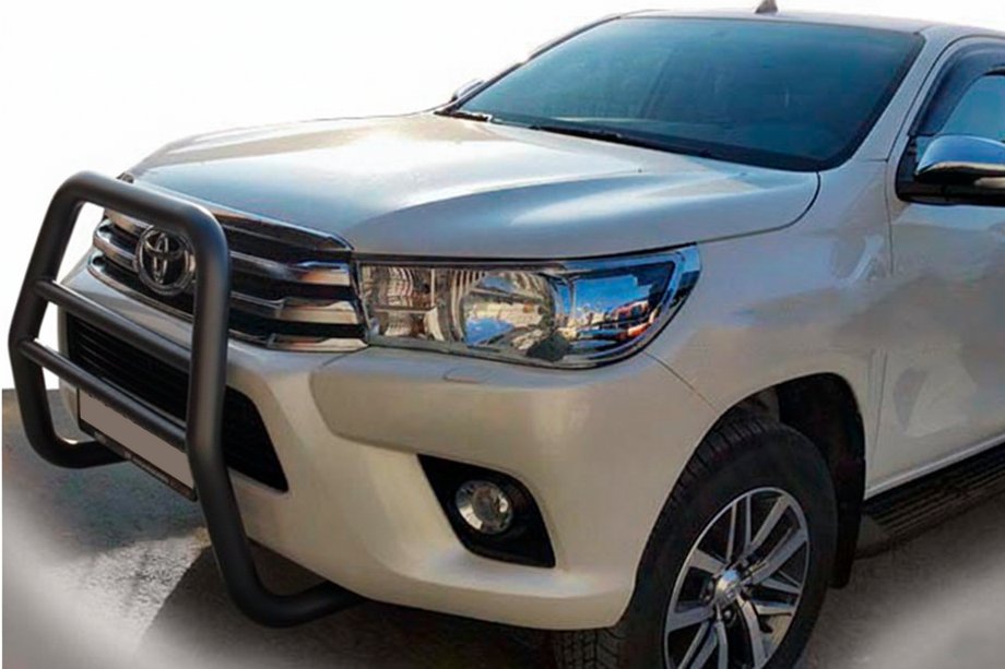 Toyota Hilux 2015- рр. Передній захист QT007 Black (нерж) Фото 1