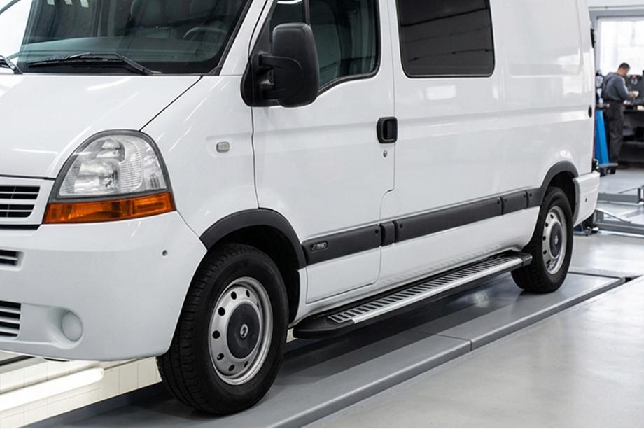 Opel Movano 2004-2010 рр. Бокові пороги Line (2 шт., алюміній) Image