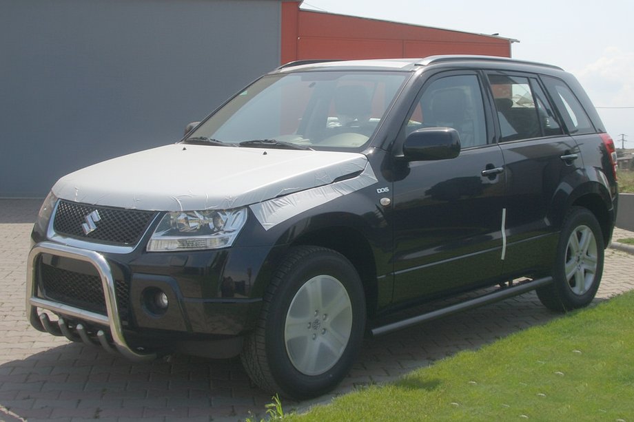 Suzuki Grand Vitara 2005-2017 рр. Бічні труби Black (2 шт., нерж) Фото 2
