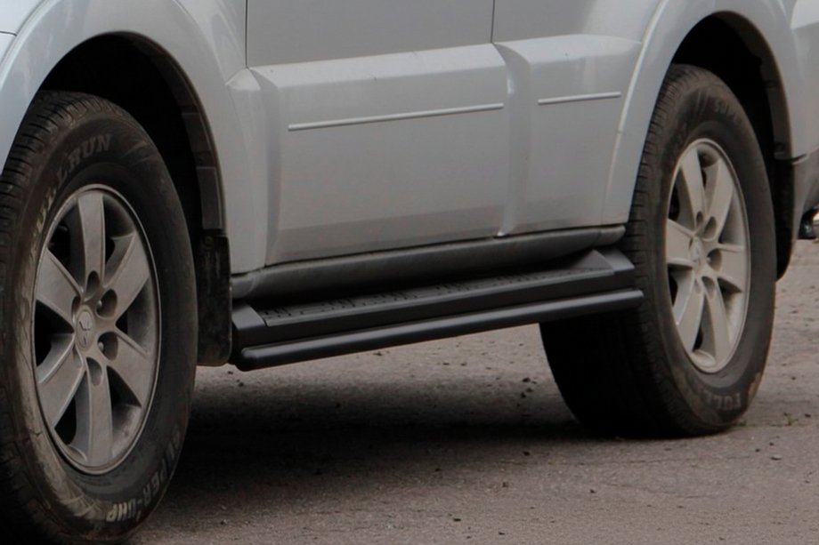 Mitsubishi Pajero Wagon IV 2006-2021 рр. Бічні труби Black (2 шт., нерж.) Фото 5