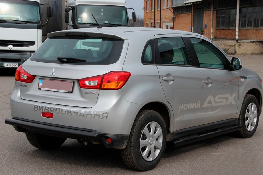 Mitsubishi ASX 2010-2023 рр. Бічні труби BB002 Black (2 шт., нерж.) Фото 3