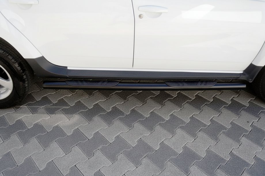 Renault Duster 2018-2024 рр. Бічні труби BB002 Black (2 шт., Нерж.) Image