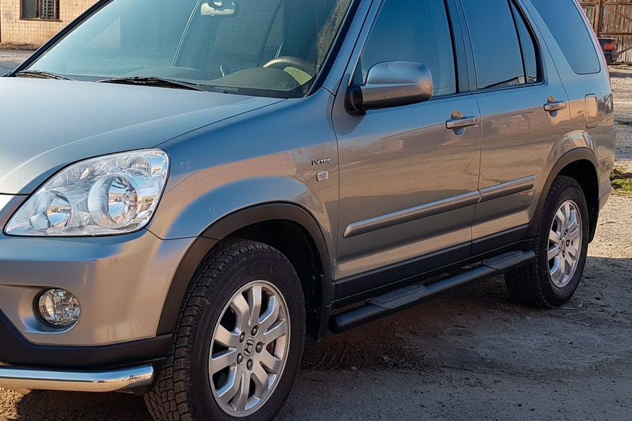 Honda CRV 2001-2006 рр. Бічні труби Black (2 шт., нерж) Фото 2