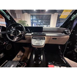 Комплект апгрейда салону на V-Class 2025 фото 2