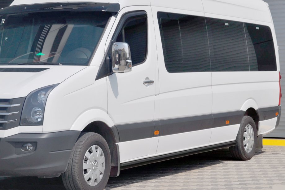 Volkswagen Crafter 2006-2016 рр. Бічні труби Black (2 шт., нерж.) Фото 1