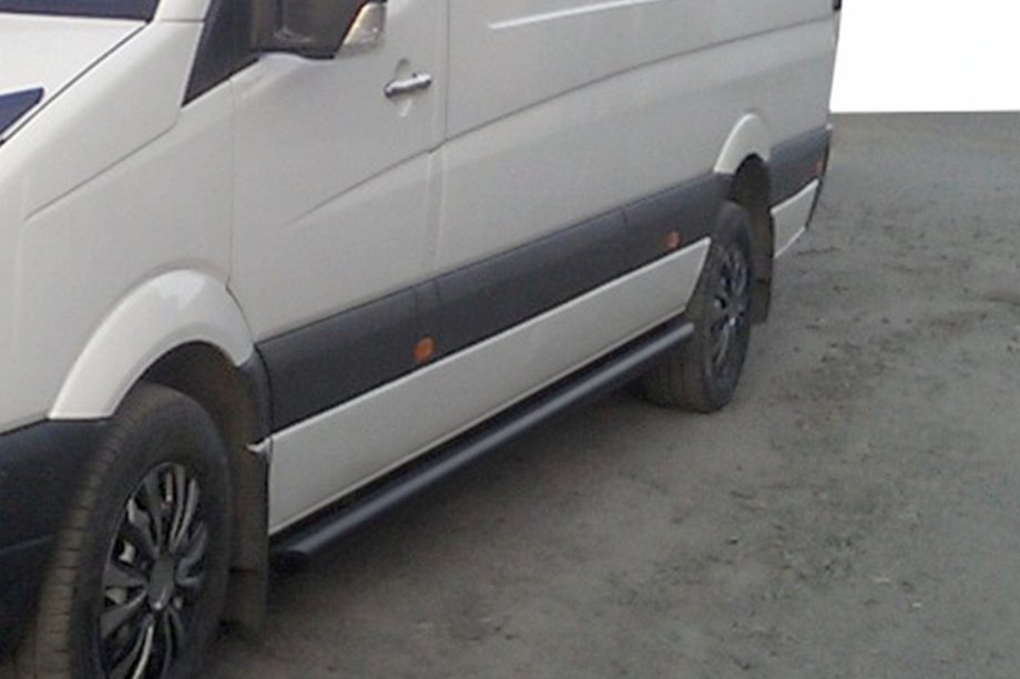 Mercedes Sprinter W907/W910 2018- рр. Бічні труби Black (2 шт., нерж.) Фото 3