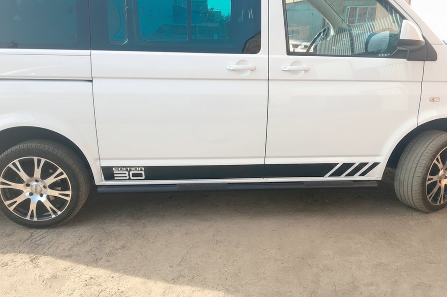Volkswagen T5 Transporter 2003-2010 рр. Бічні труби Black (2 шт., нерж) Фото 10