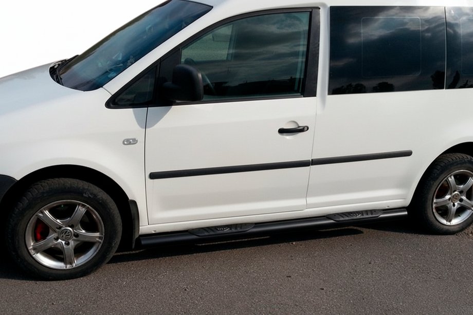 Volkswagen Caddy 2004-2010 рр. Бічні труби BB001 Black (2 шт., нерж) d60, Стандартна база Фото 5