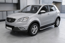 SsangYong Korando 2010-2019 рр. Бокові пороги Maydos V1 (2 шт., Алюміній ↗ нерж) фото 1