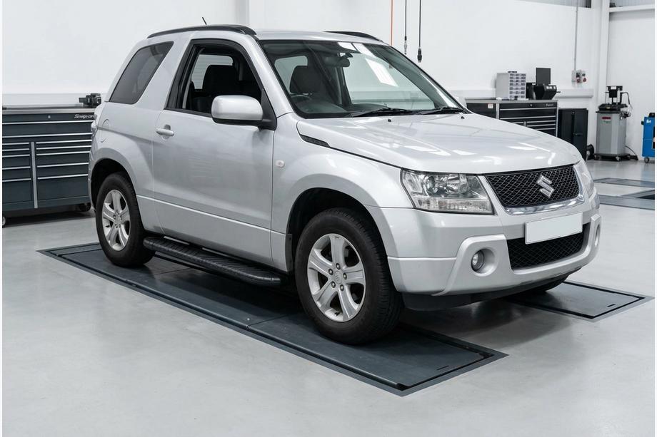 Suzuki Grand Vitara 2005-2017 рр. Бокові пороги Bosphorus Black (2 шт., Алюміній) Image