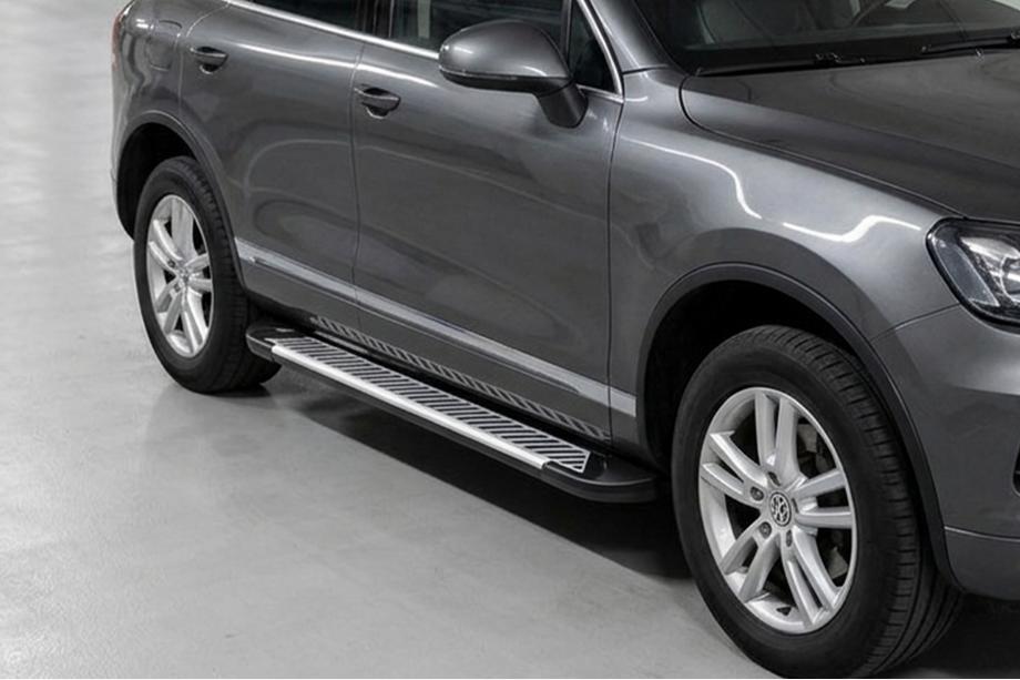 Volkswagen Touareg 2002-2010 рр. Бокові пороги Line (2 шт., алюміній) Image