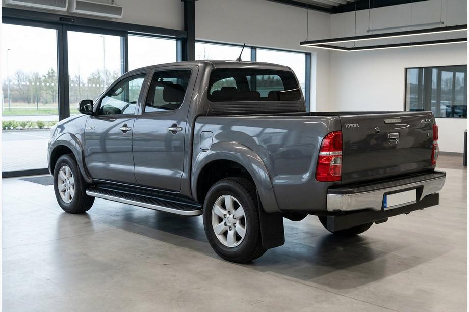 Toyota Hilux 2006-2015 рр. Бокові пороги Tayga Grey (2 шт., алюміній) Image