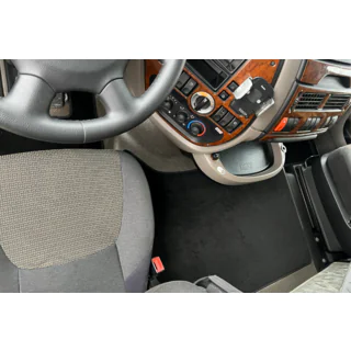 Килимки текстильні Deluxe (Чорний) DAF XF105 2005-2013 рр. фото 4