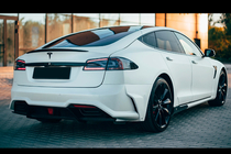 Tesla Model S 2012- рр. Комплект обвісів LRT-Design Carbon фото 10