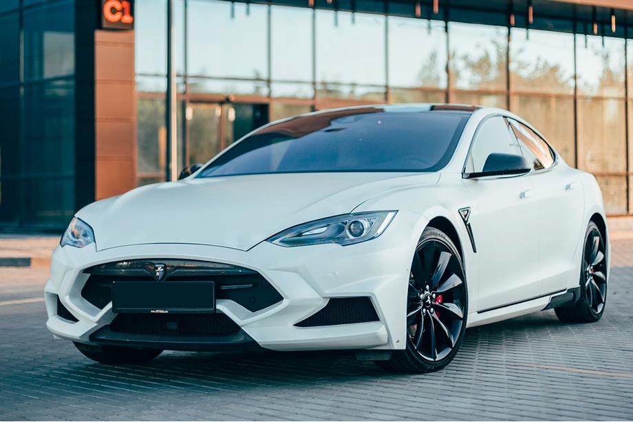 Tesla Model S 2012- рр. Комплект обвісів LRT-Design Carbon Image