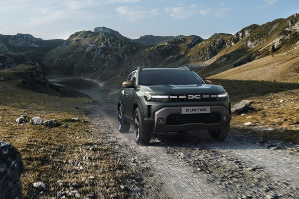 Огляд Dacia Duster третього покоління: бюджетний SUV із сучасним виглядом Фото 1