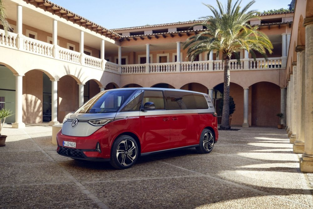 Огляд Volkswagen ID. Buzz GTX (Long, 91 kWh): Найпотужніший електричний мінівен
