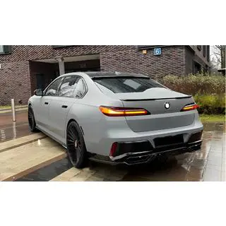 Дифузор заднього бампера з насадками (для M760, M-Sport та i7 M70)