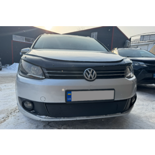 Зимова накладка на решітку (нижня) Volkswagen Touran 2010-2015 рр. фото 1