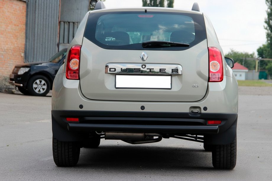 Dacia Duster 2008-2018 рр. Задня дуга пряма Black (нерж.) Image