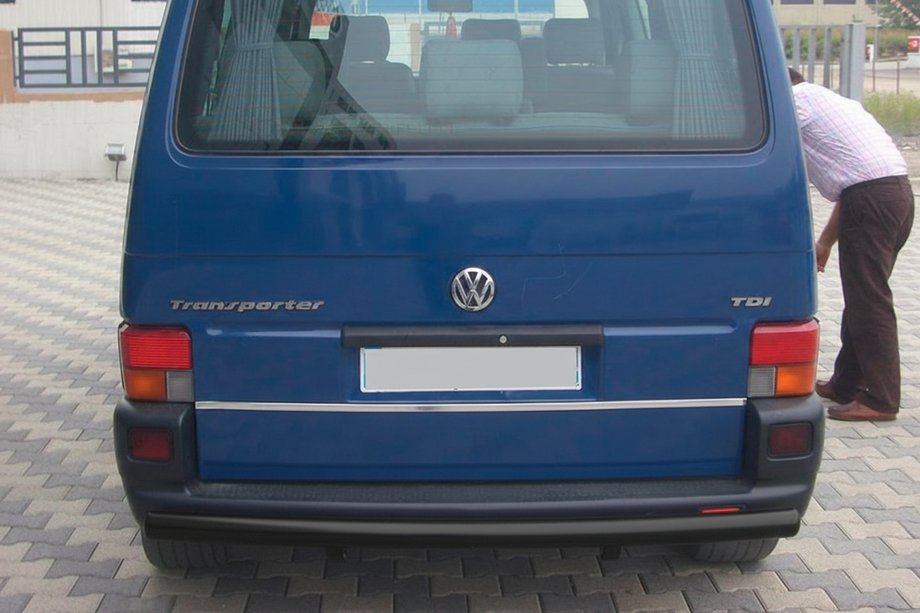 Volkswagen T4 Transporter 1990-2003 рр. Задня дуга AK002 Black (нерж) Фото 5