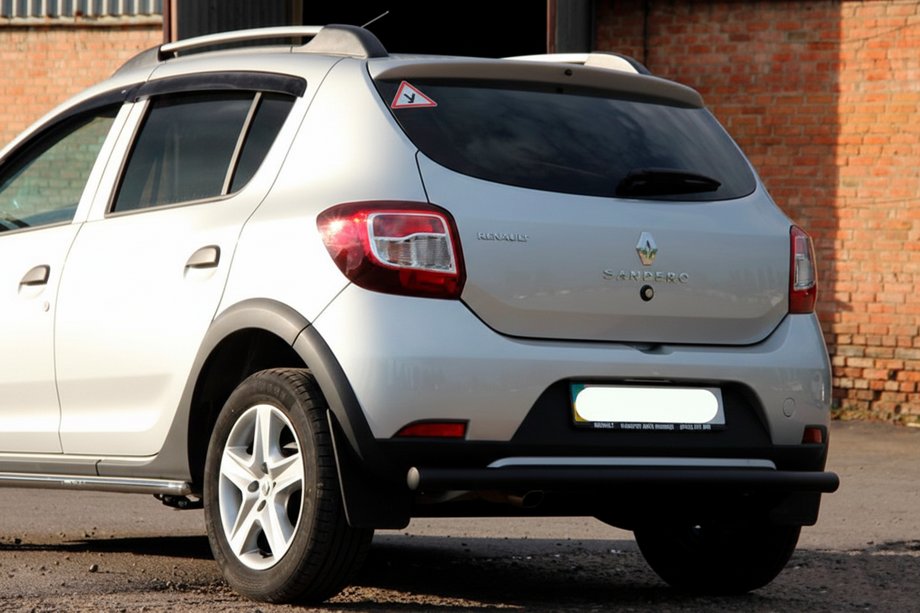 Dacia Sandero 2013-2020 рр. Задня дуга AK002 Black (нерж) Фото 3