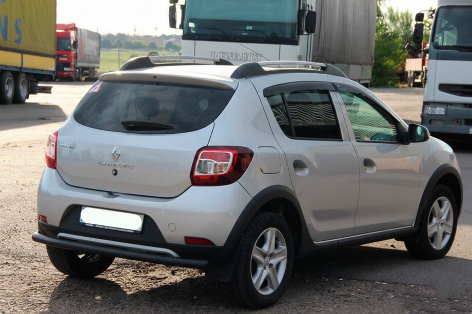 Dacia Sandero 2013-2020 рр. Задня дуга AK002 Black (нерж) Фото 5