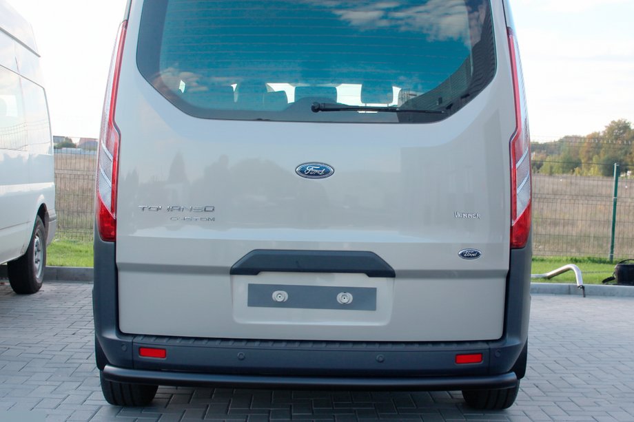 Ford Custom 2013-2022 рр. Задня дуга AK002 Black (нерж) Фото 4