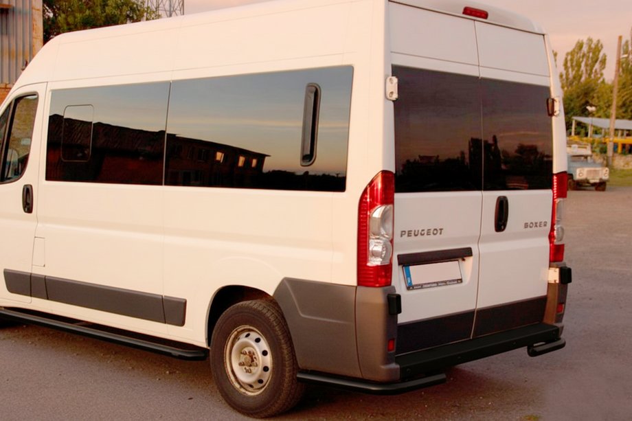 Fiat Ducato 2006-2025 рр. Задні куточки AK003 Black (2 шт., нерж) Фото 5