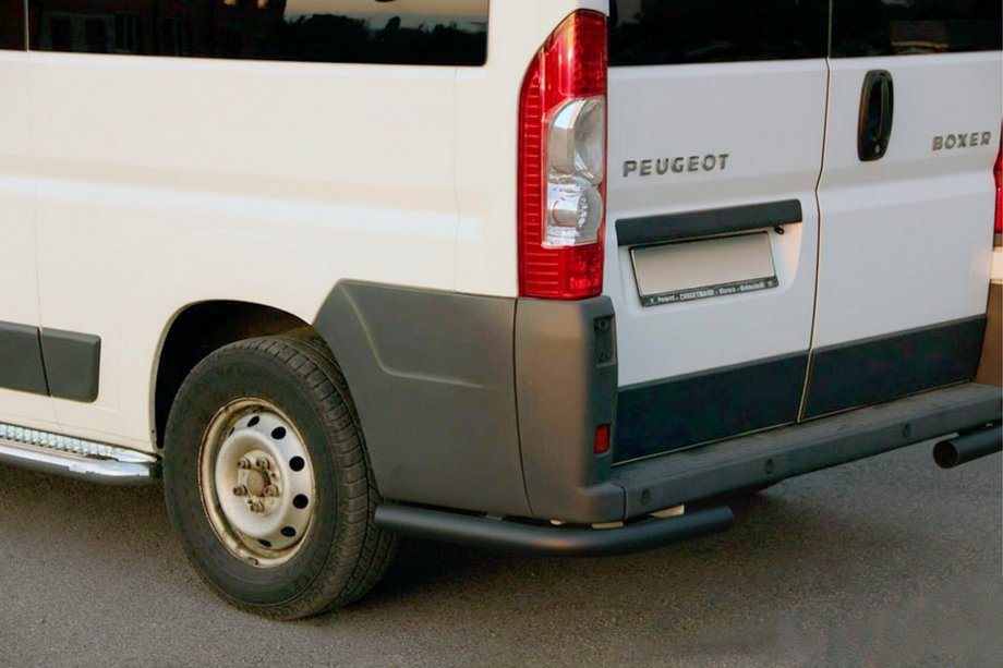 Fiat Ducato 2006-2025 рр. Задні куточки AK003 Black (2 шт., нерж) Фото 1