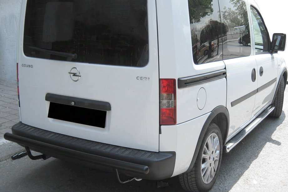 Opel Combo 2002-2012 рр. Задня дуга AK002 Black (нерж.) Image