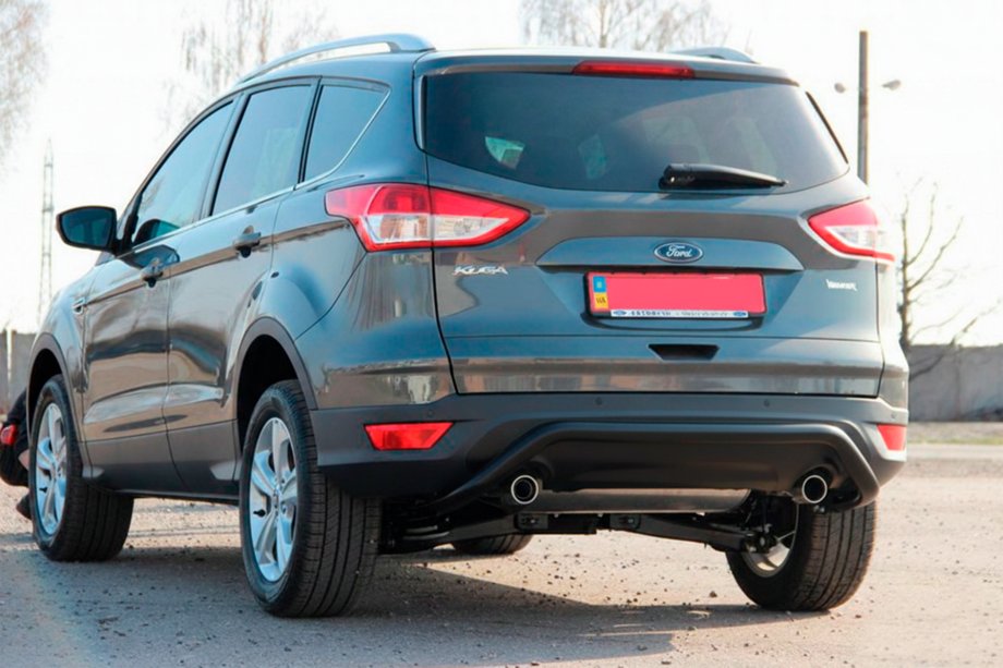 Ford Kuga/Escape 2013-2019 рр. Задня дуга AK007 Black (нерж) Фото 6