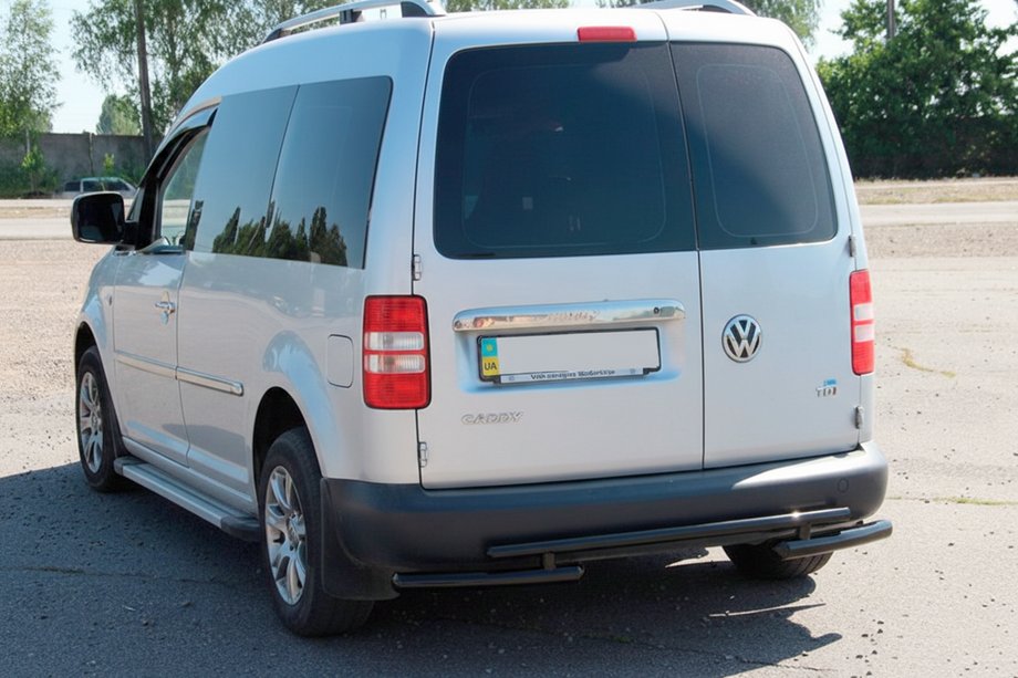 Volkswagen Caddy 2004-2010 рр. Задня дуга AK003-2 Black (2 шт., нерж) Фото 3