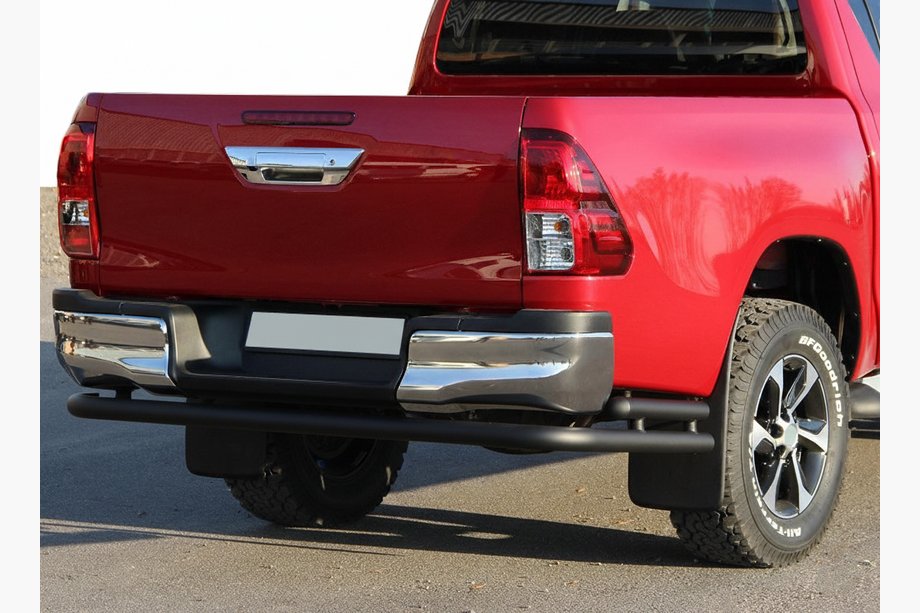 Toyota Hilux 2015- рр. Задня дуга AK005-2 Black (нерж.) Фото 3